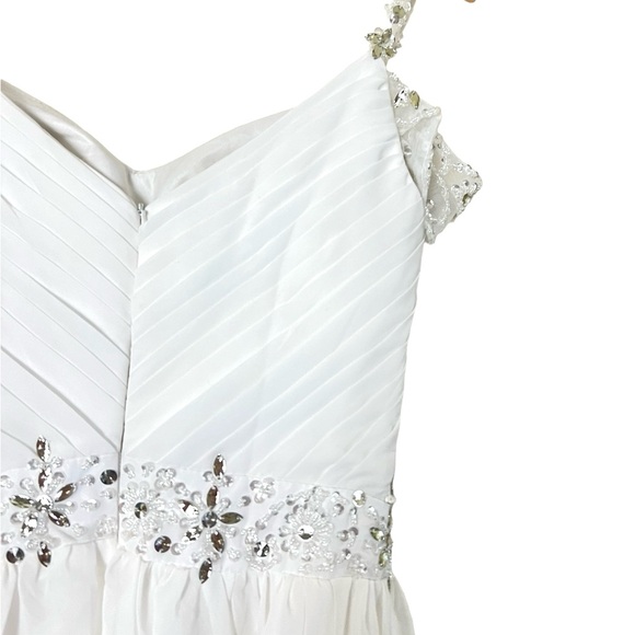 Jaeden | NWT Chiffon jeweled v-neck long beach wedding dress boho off sh… - Picture 12 of 14